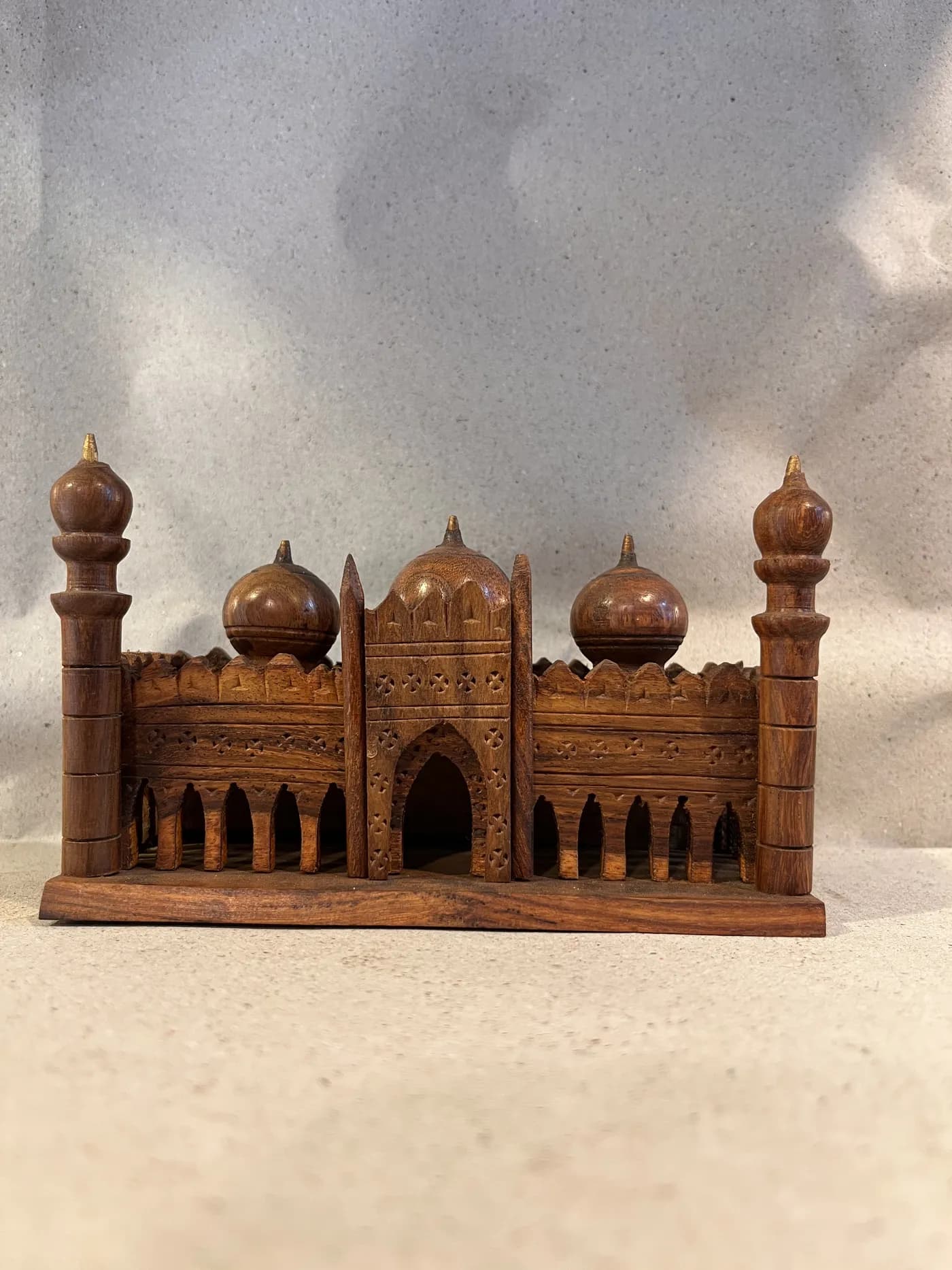 Authentic Pakistani handcrafted Sheesham Wood Badshahi Mosque Showpiece (6-Inch) (6 inches) - sheesham wood from Ghazali Handicrafts Lahore